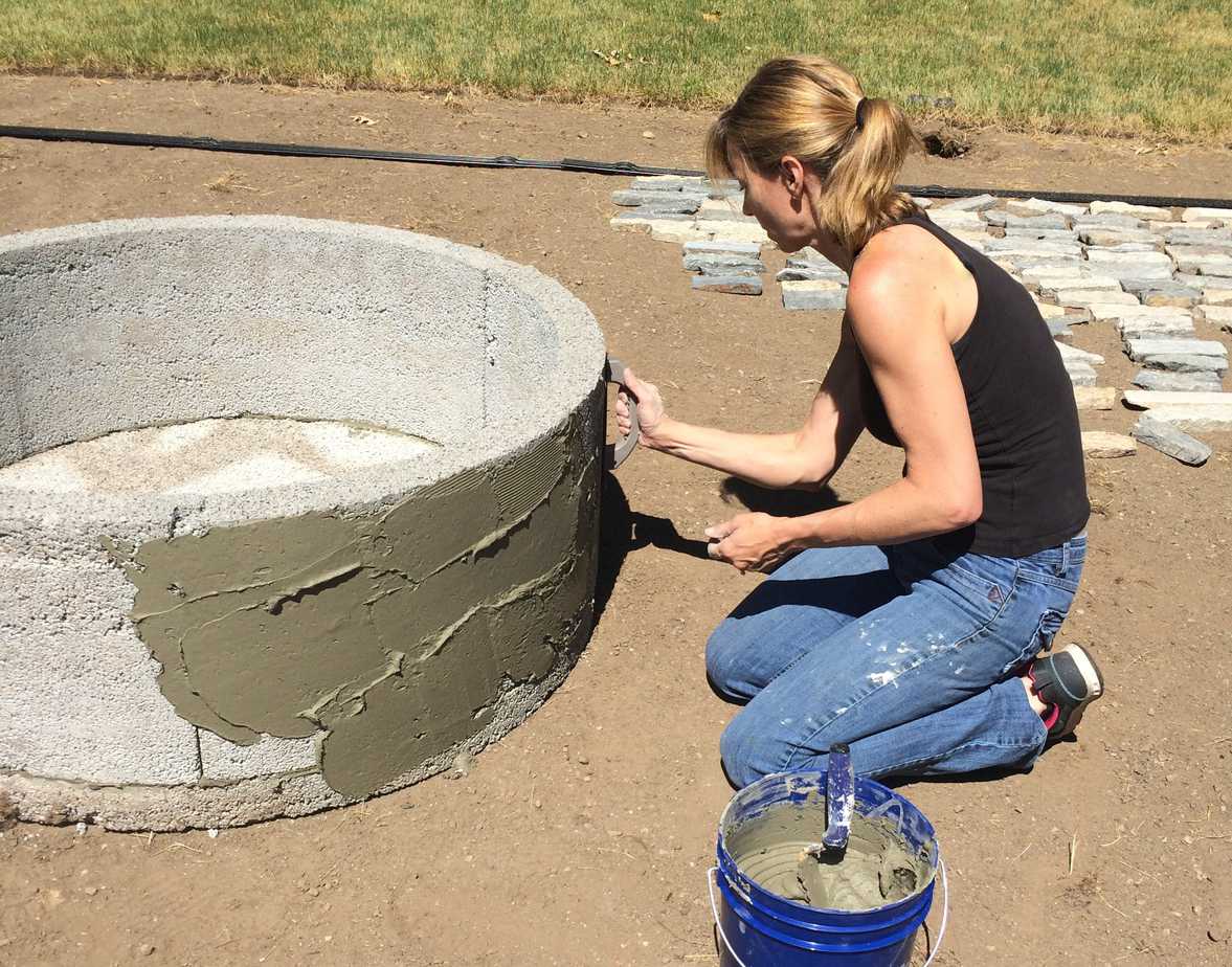 Building a stone veneered fire pit