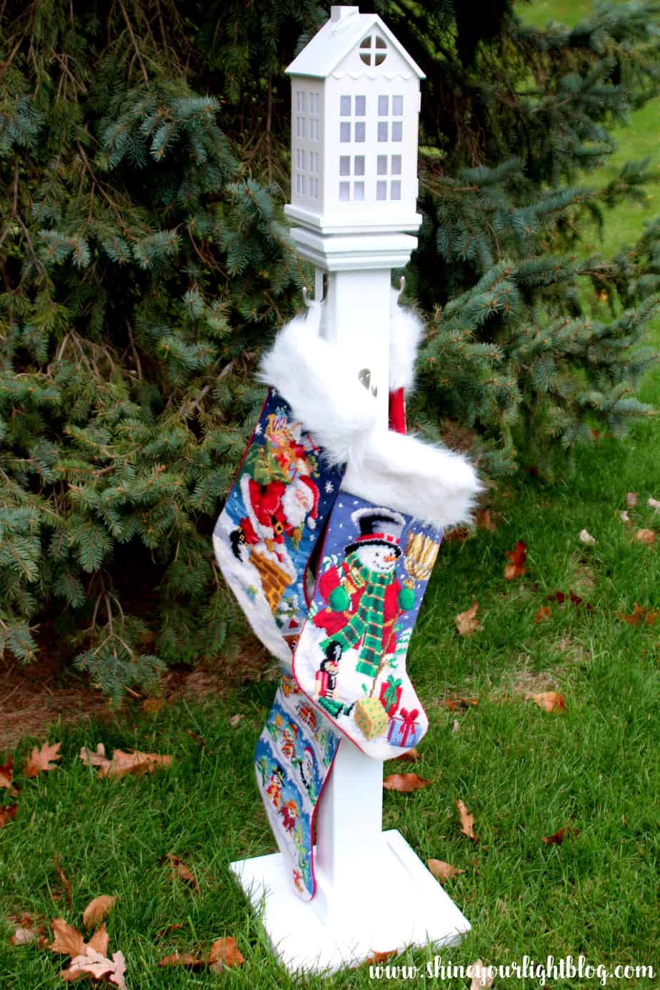 Lantern Topped Christmas Stocking Post