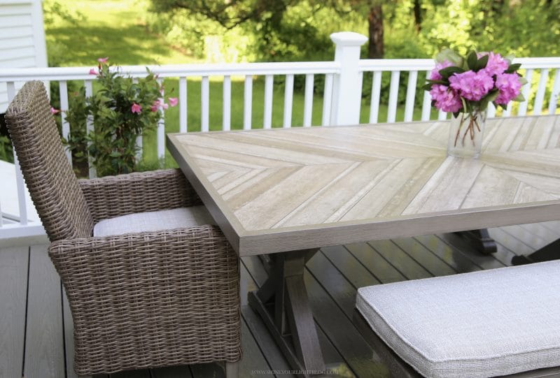 Outdoor Summer Table Sneak K Of The, Raymour And Flanigan Outdoor Furniture