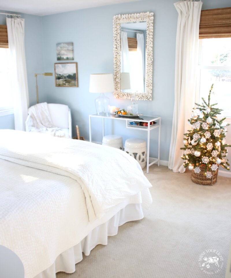 Peaceful Christmas Guest Room